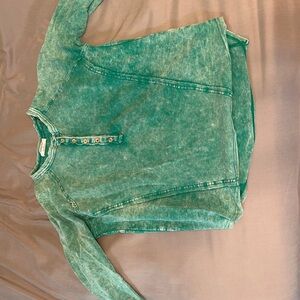 Zenana Outfitters Green Long Sleeve Top